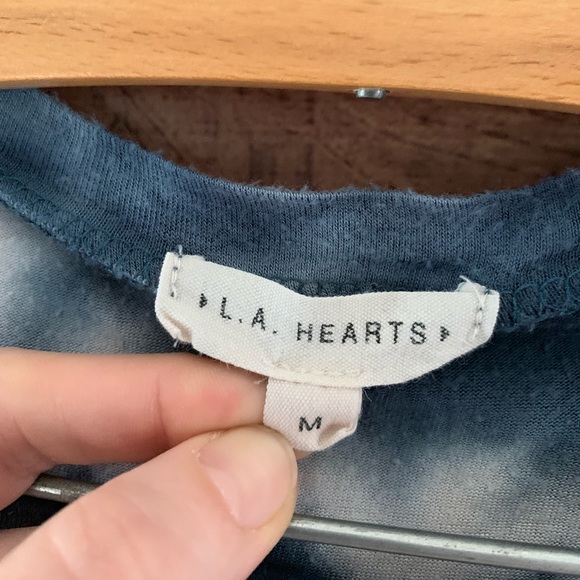 LA Hearts Crop Top - Picture 4 of 6